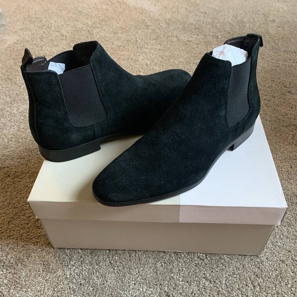 Easton Water Resistant Chelsea Boots Size 11